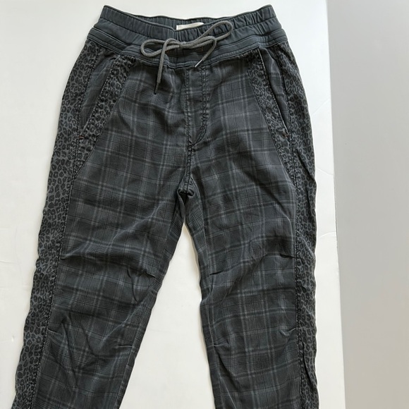 ANTHROPOLOGIE Kalli Plaid Leopard
Print Drawstring Jogger Pants Sz XS - Picture 4 of 12